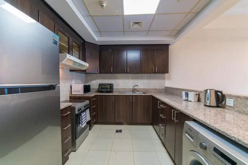 Bnbme - Churchill Towers 1 Bedroom Canal View