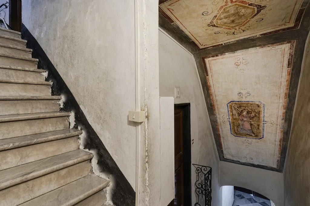 Vintage Design Apartment by Wonderful Italy