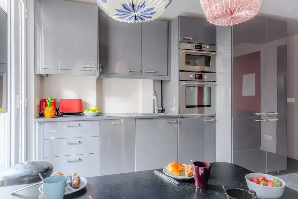 Comfortable Apartment Next to Malesherbes - Very Calm