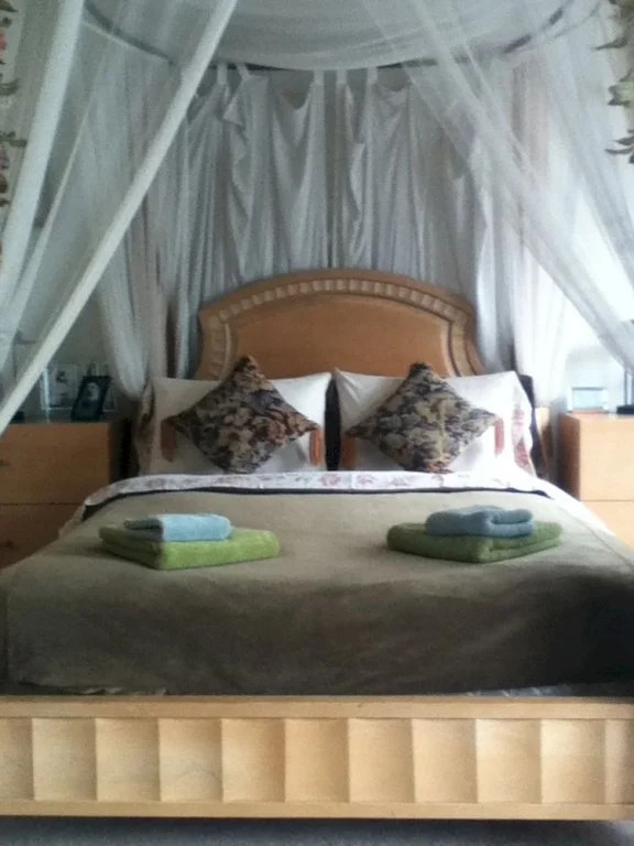 14 East B&B