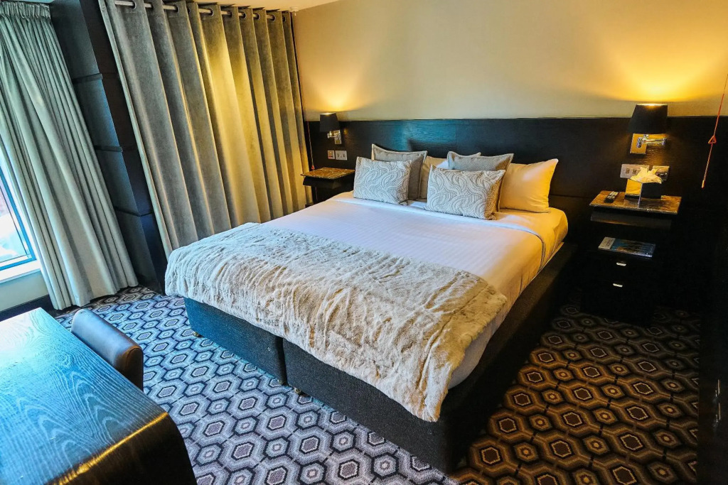 The Vincent Hotel