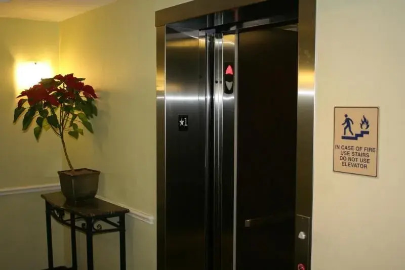 MainStay Suites Jacksonville near Camp Lejeune
