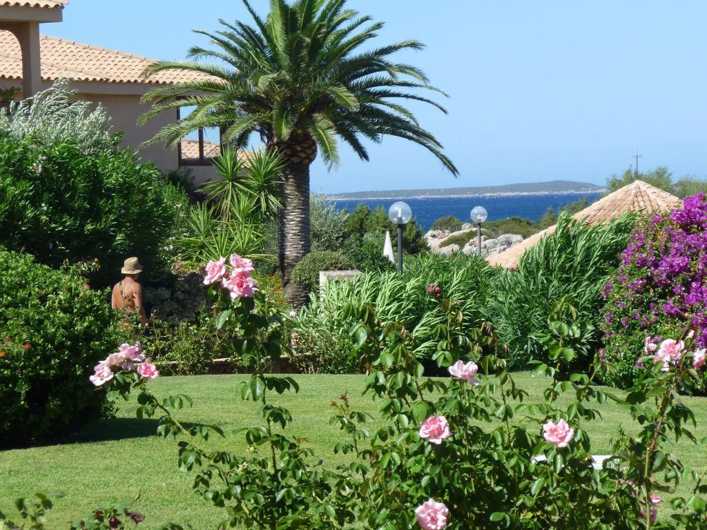Ideal Holiday Home in Marinella near Spiaggia di Marinella