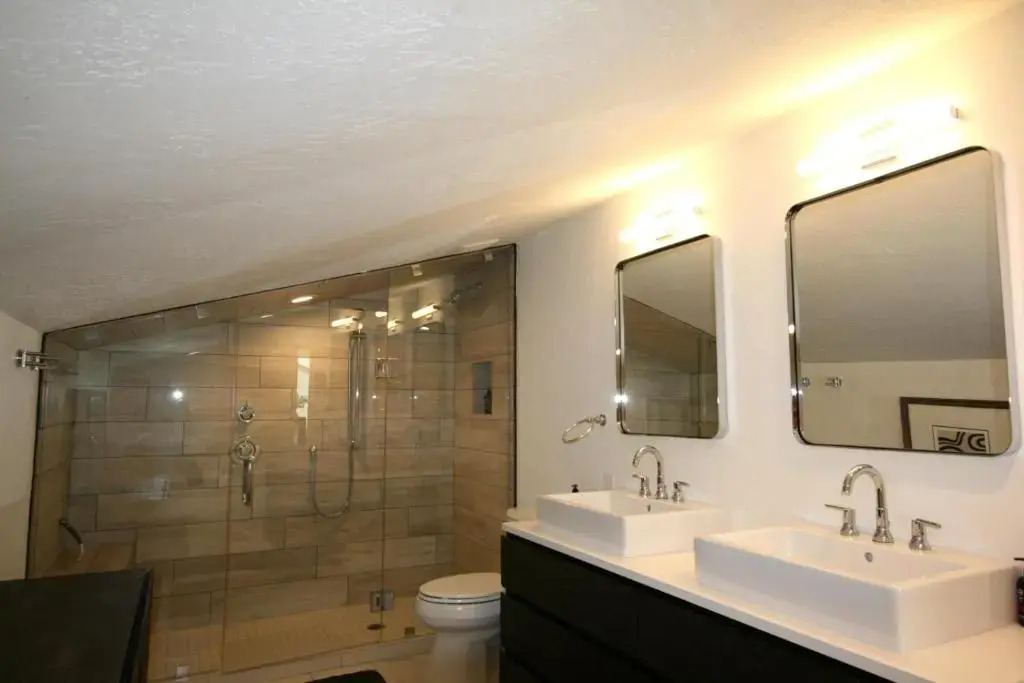 Aspen Grove 3 Bedrooms AGC-8 by KBM