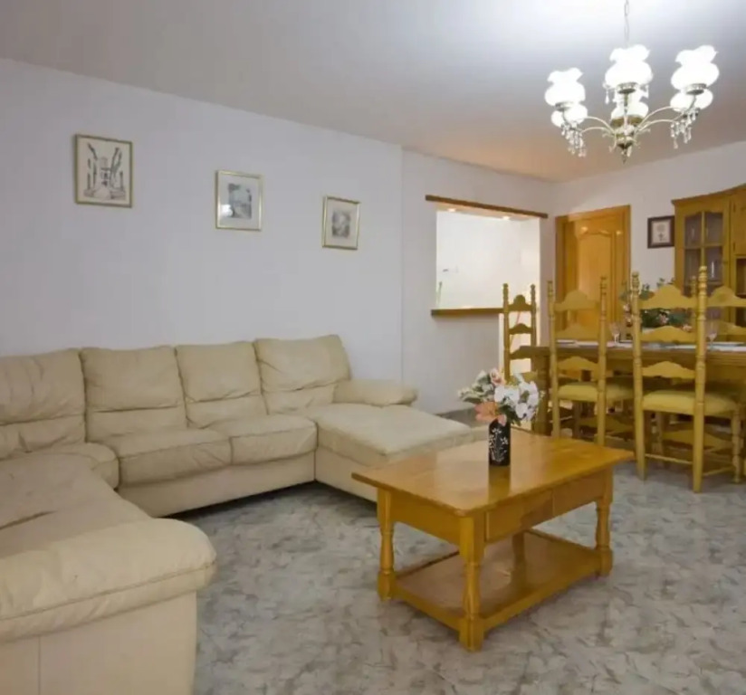 Villa - 8 Bedrooms with Pool and WiFi - 106415