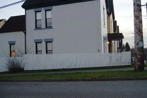 Towle Houses