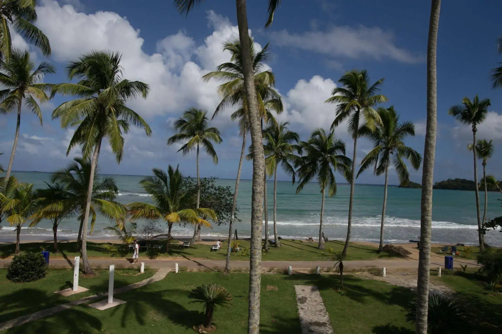Turtle Lagoon Beach