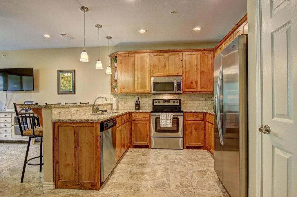Rivendell RG 208 in Canyon Lake