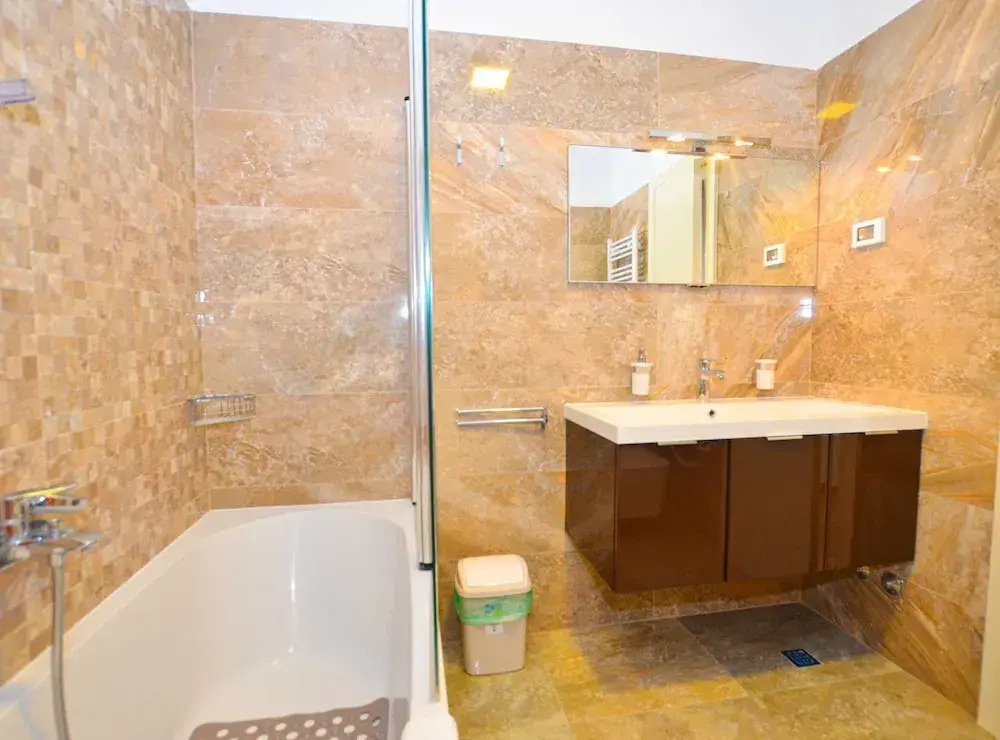 Family Friendly Spacious Apartment With Garden and Terrace