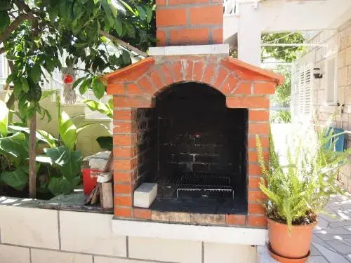 Apartments Lumbarda