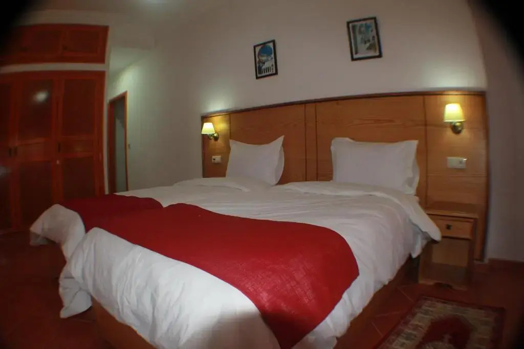 Sarys Hotel