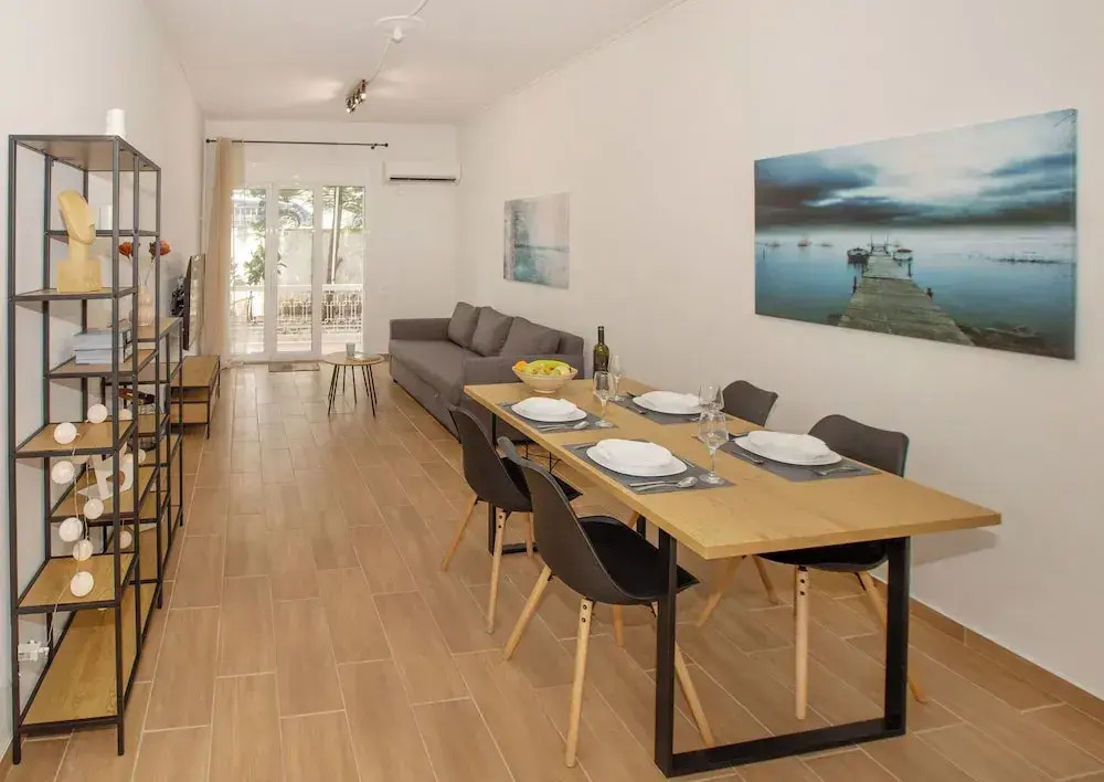 Beautiful apt near the sea by GHH