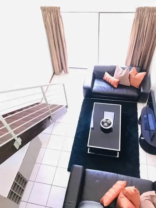 One-Bedroom @24Malibu Loft