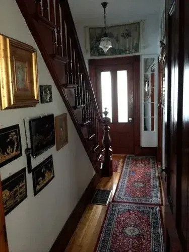 Auberge Nathalie Ora Guesthouse