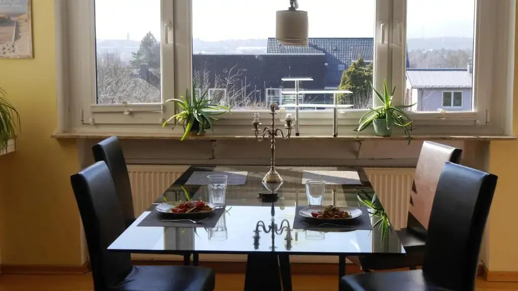 Großzügige Wohnung mit Herkulesblick nähe Uni
