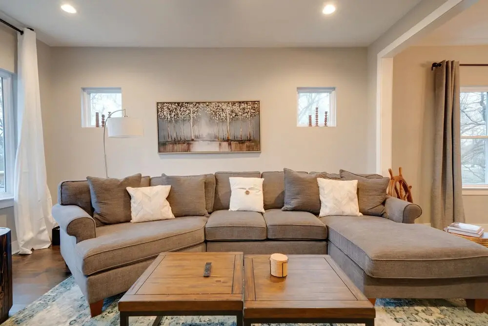 East Modern Home