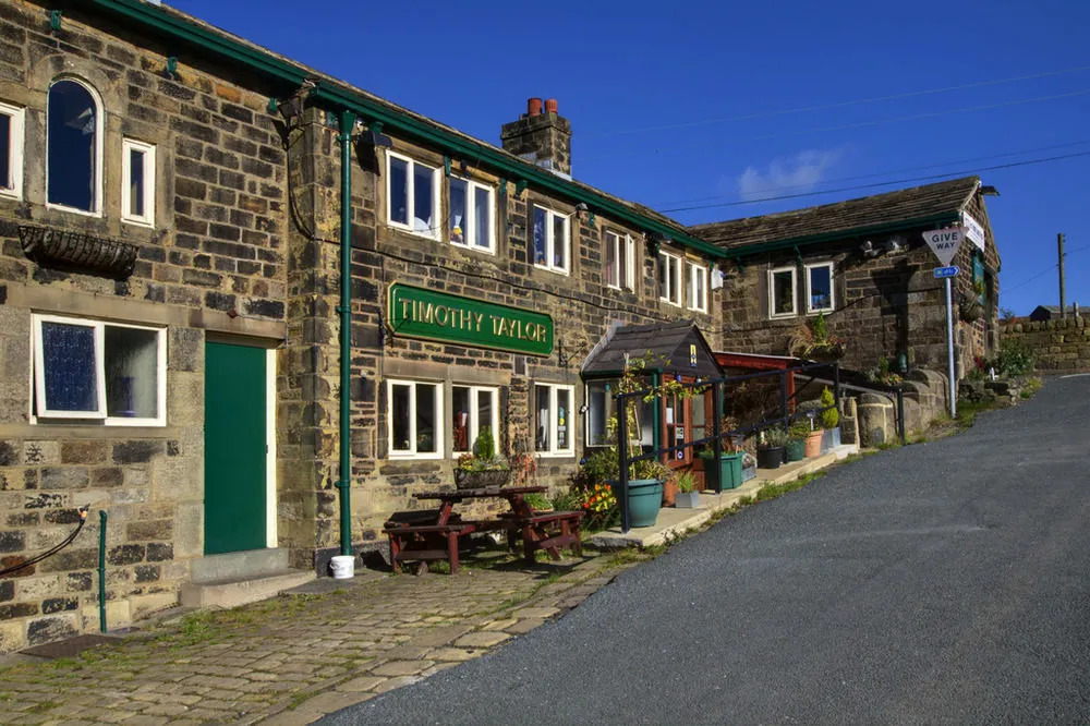 The Hare and Hounds Country Inn