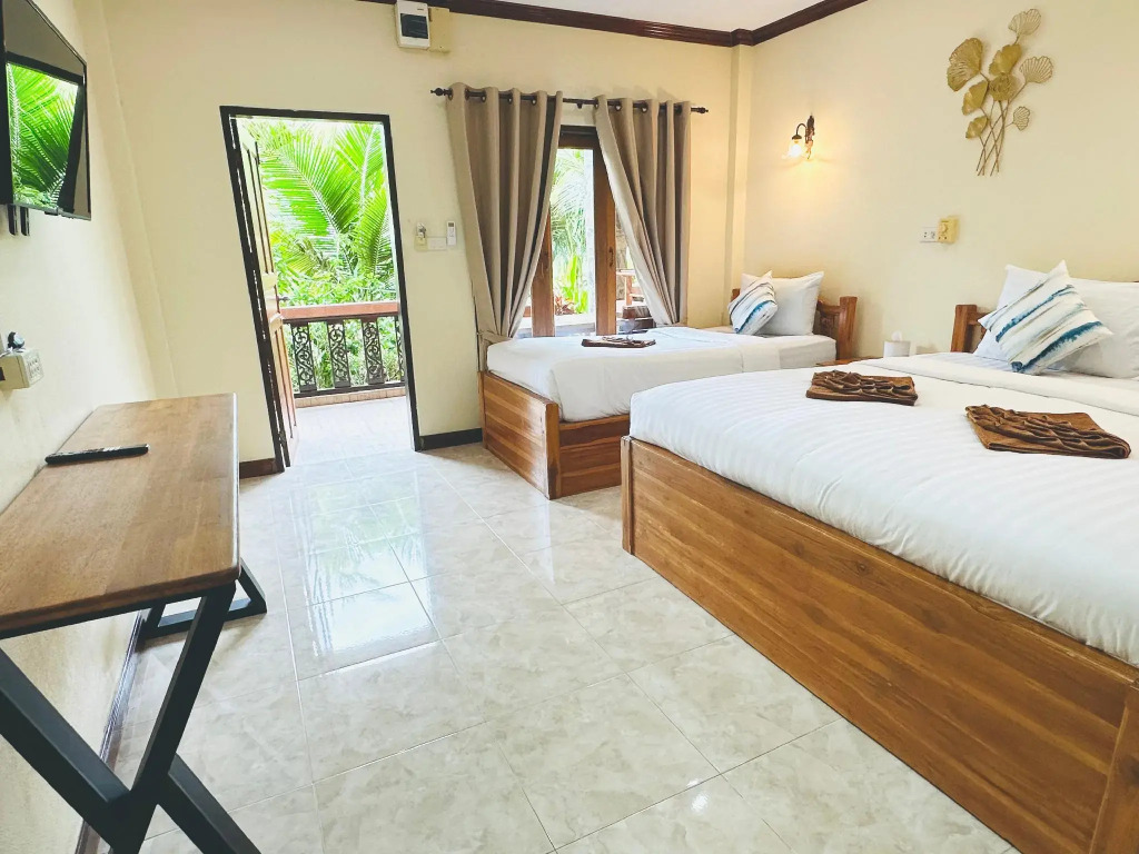 Family House Resort, Haad Rin