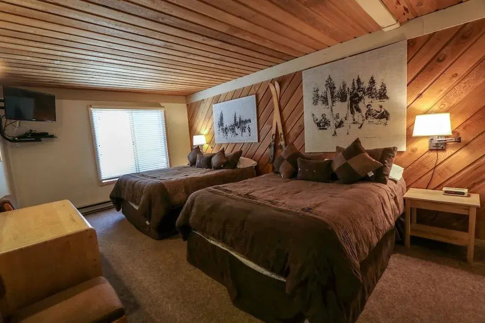 Snowbird 109 1 Bedroom 1 Bathroom Condo