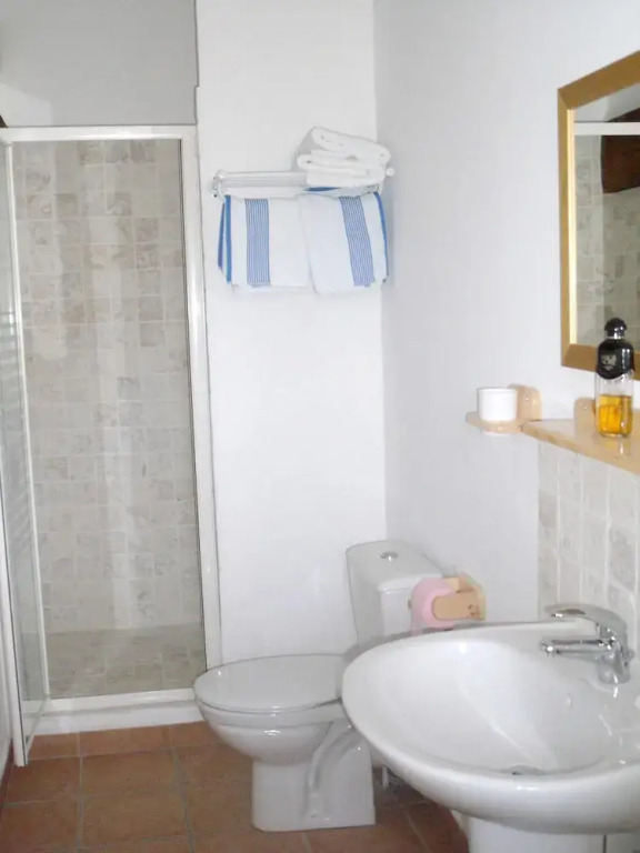 Apartment With 2 Bedrooms in Monteux, With Shared Pool, Enclosed Garden and Wifi - 80 km From the Beach