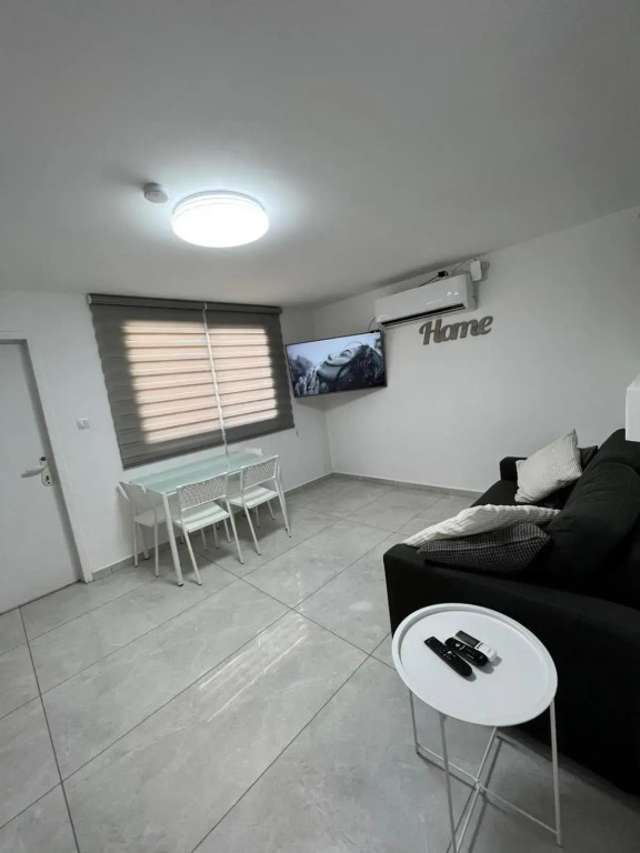 Exodus Hostel & Dive Center
