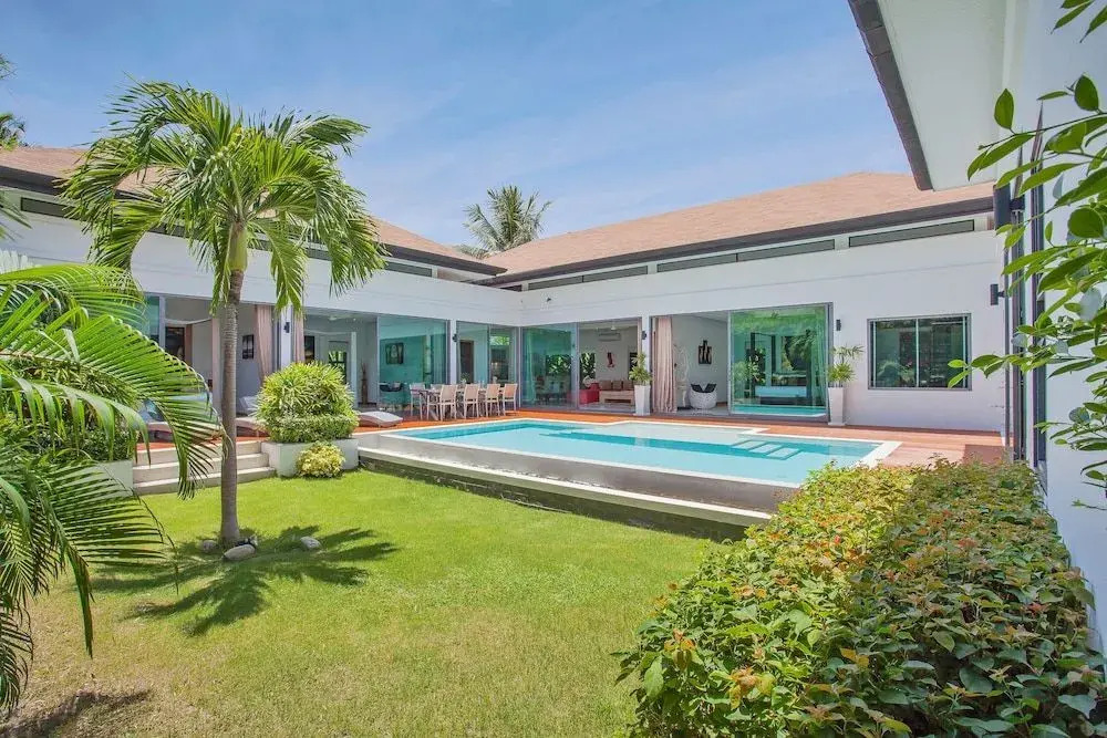 Villa Tangerine