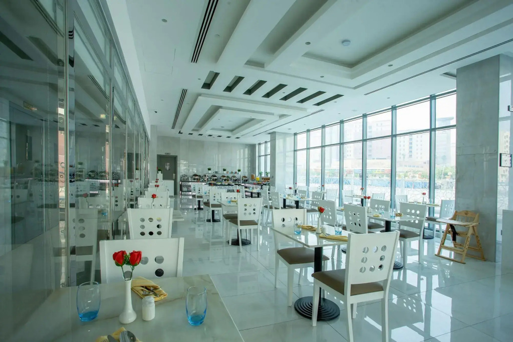 Отель City Avenue Al Reqqa Hotel
