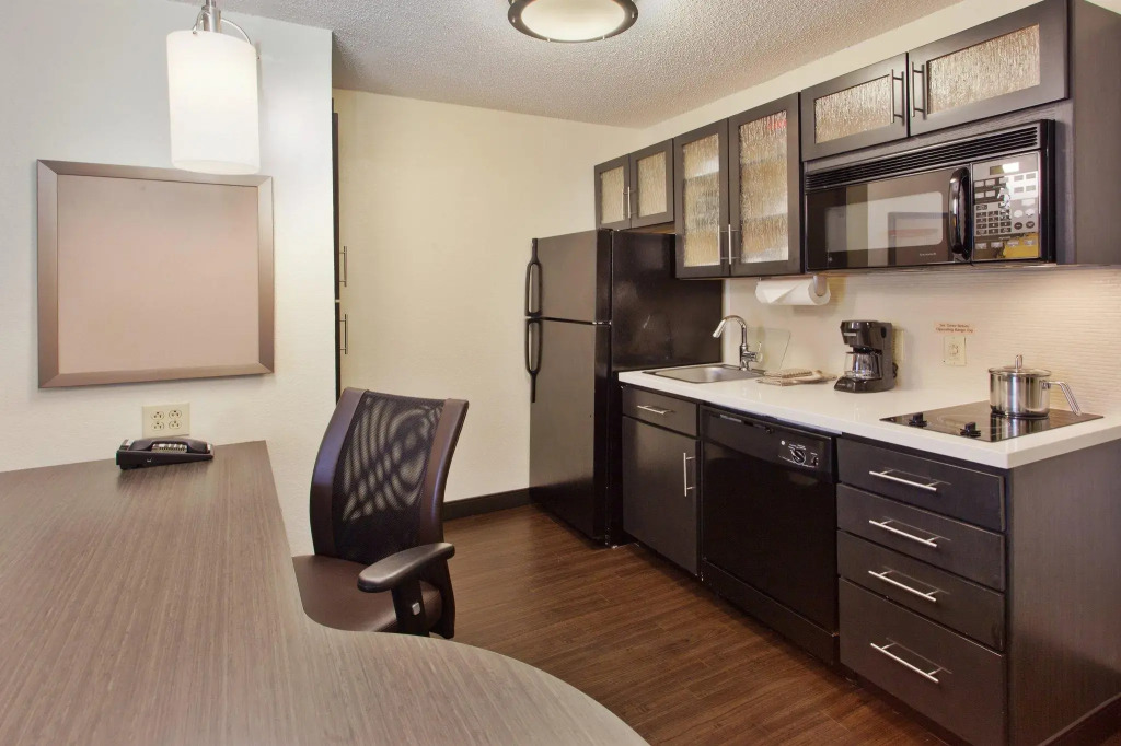 Sonesta Simply Suites Philadelphia Mount Laurel