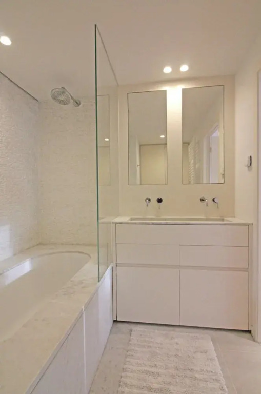 Apartment in Het Zoute Near Beaches
