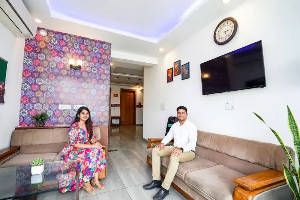 FabHotel NStay 32