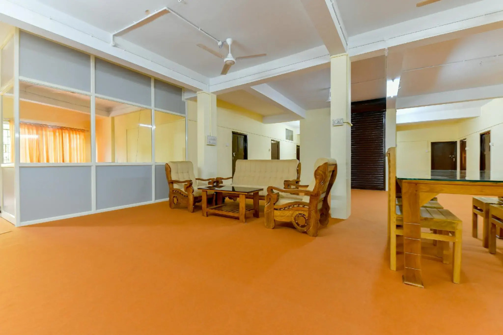 OYO 24607 Lotus Residency