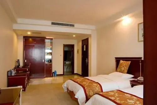 Niaochao Commercial Hotel