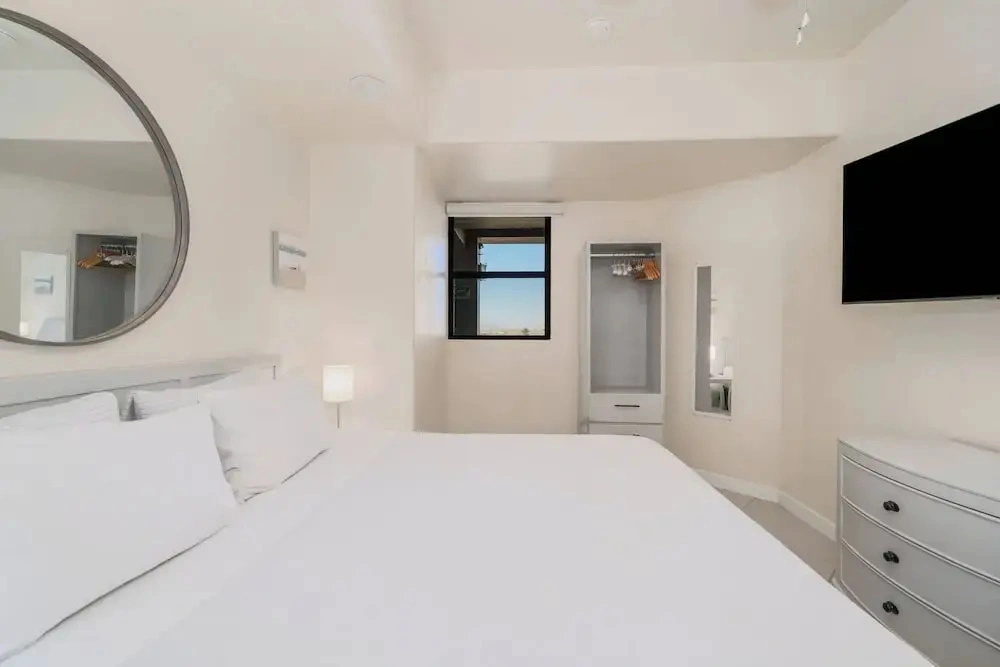 Las Palomas 1BR 1BA Luxury Ocean View