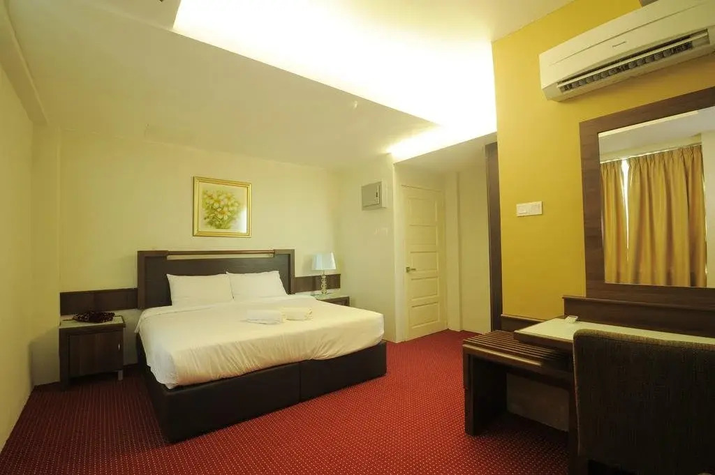 Nik Adik Khalifa Suites Apartment