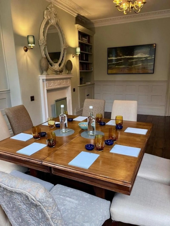 Burleigh Court Hotel