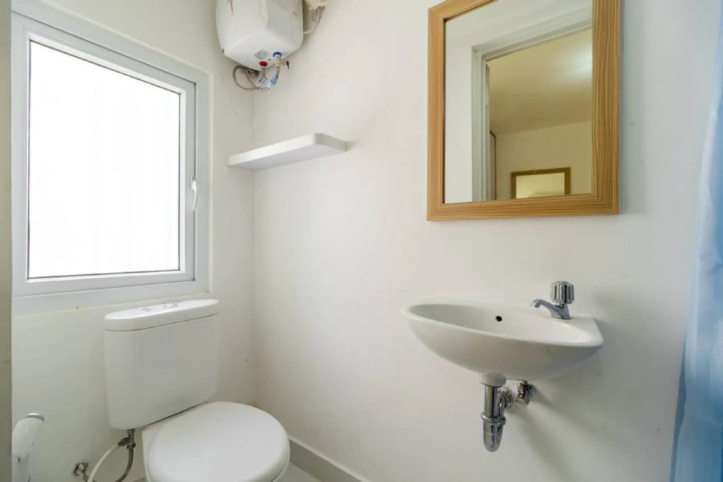 RedDoorz Apartment @ Aeropolis Tangerang