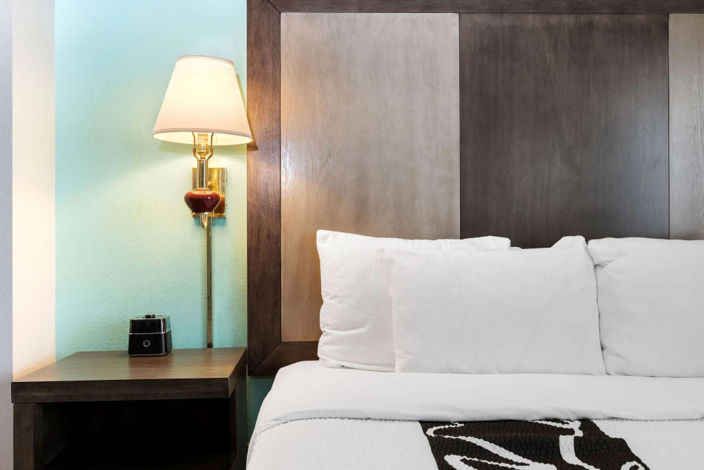 La Quinta by Wyndham Omaha Airport Downtown