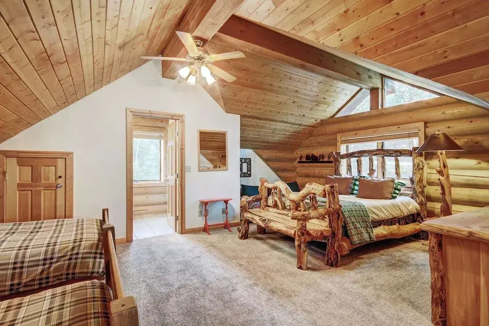 Elk Trail House Peak 7 by Pinnacle Lodging