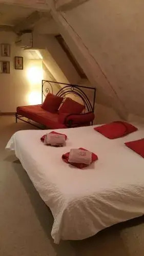 Chambres touristiques La Cour Des Hôtes