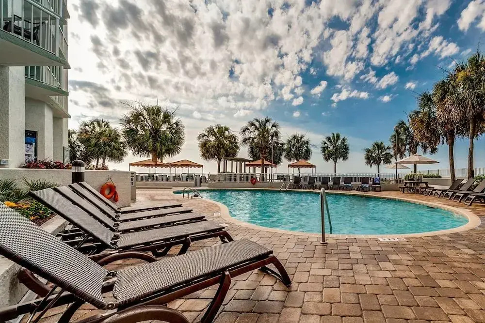 Breakers Boutique Condos | Oceanfront