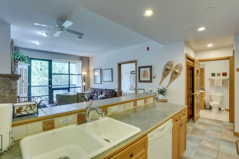 Lavish Escape - 3 Mi From Beaver Creek Resort!