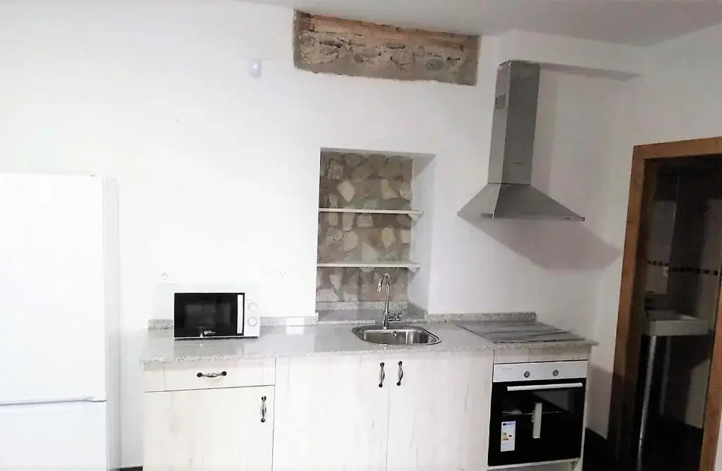 COMPLEJO RURAL TORRES Y NAVAS