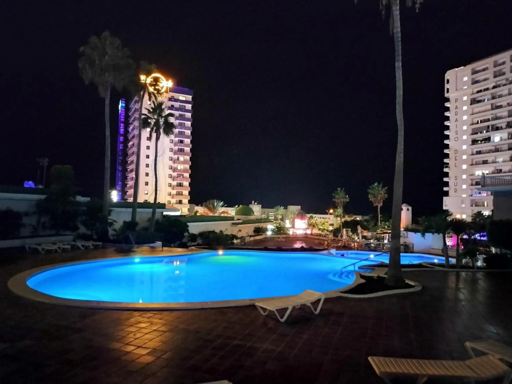 Edificio Club Paraiso
