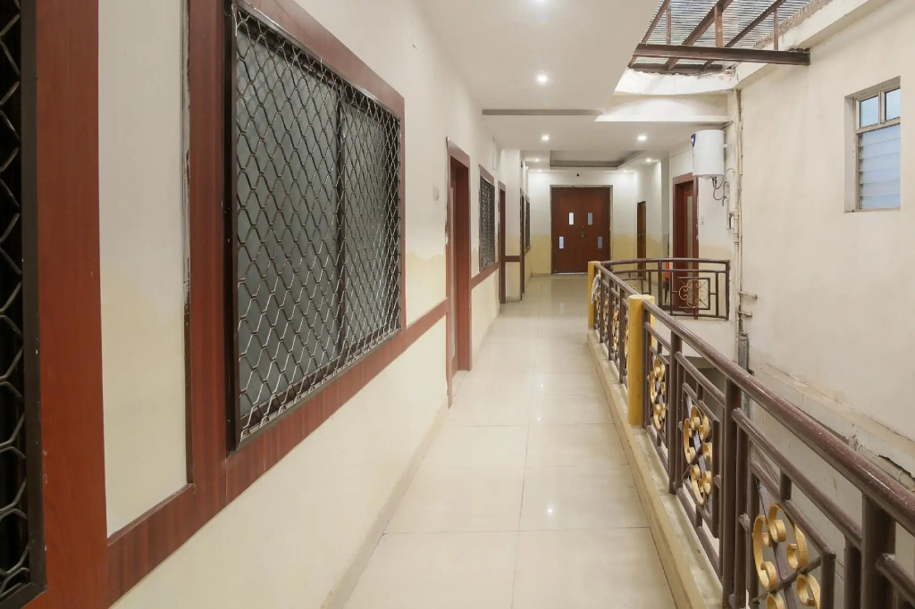 OYO 76930 Hotel Aloka