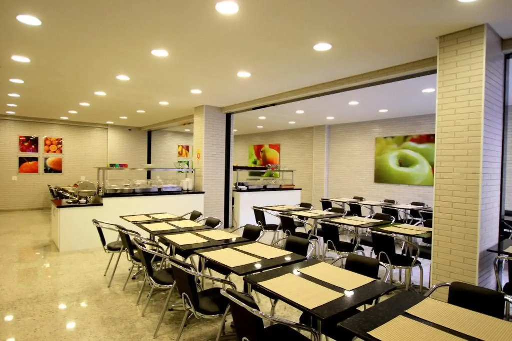 Hotel Confiance Centro Cívico