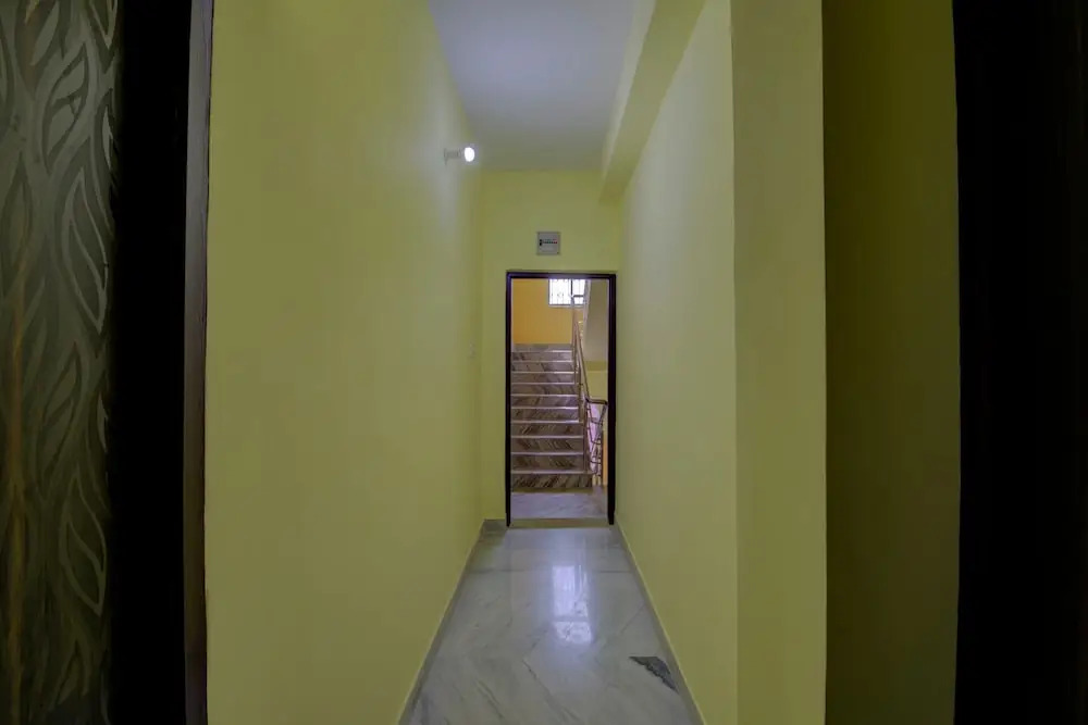 OYO Flagship 13777 VIP Palace