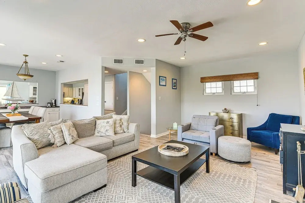 Walk to Beach: Home w/ 2 Decks in Galveston!