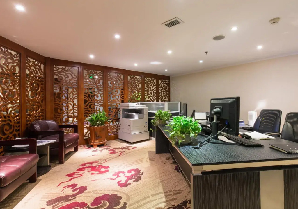 Soluxe Winterless Hotel Beijing
