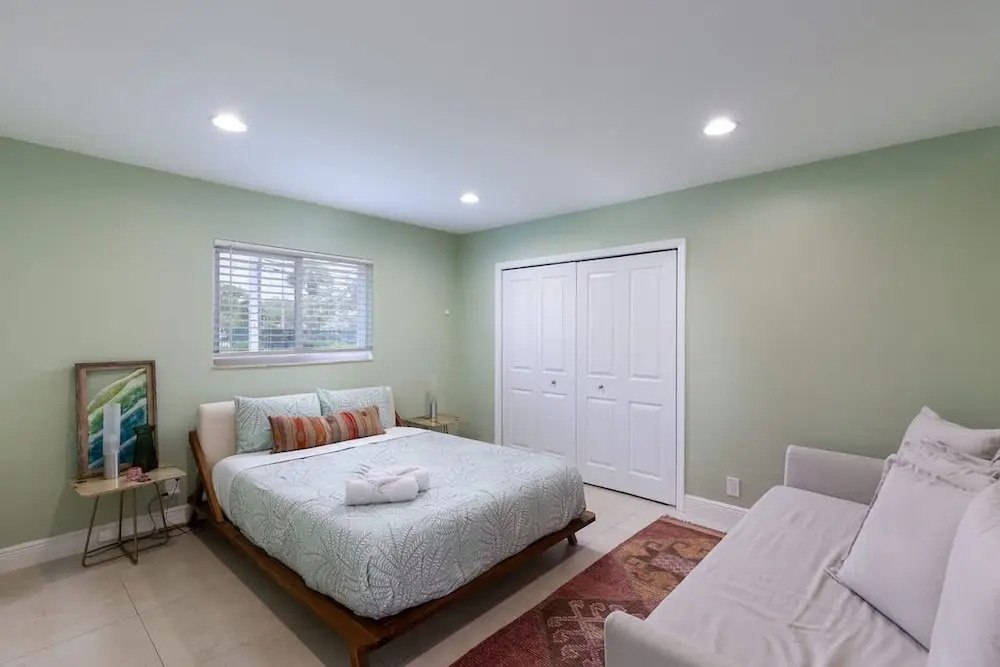 Welcome to Your Fort Lauderdale Retreat 2bed 2bath