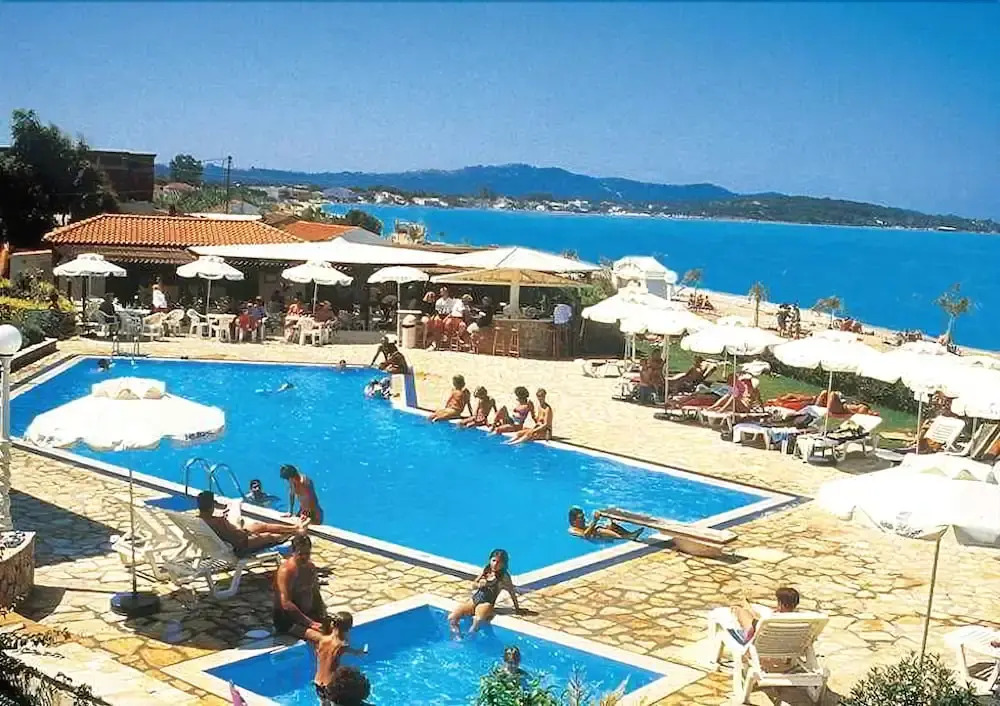 Отель Beis Beach
